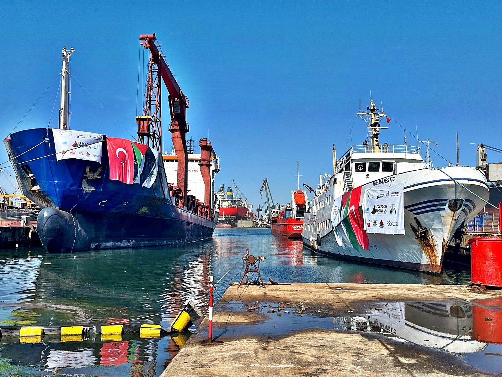 Ships are ready, the Freedom Flotilla  sail towards Gaza!