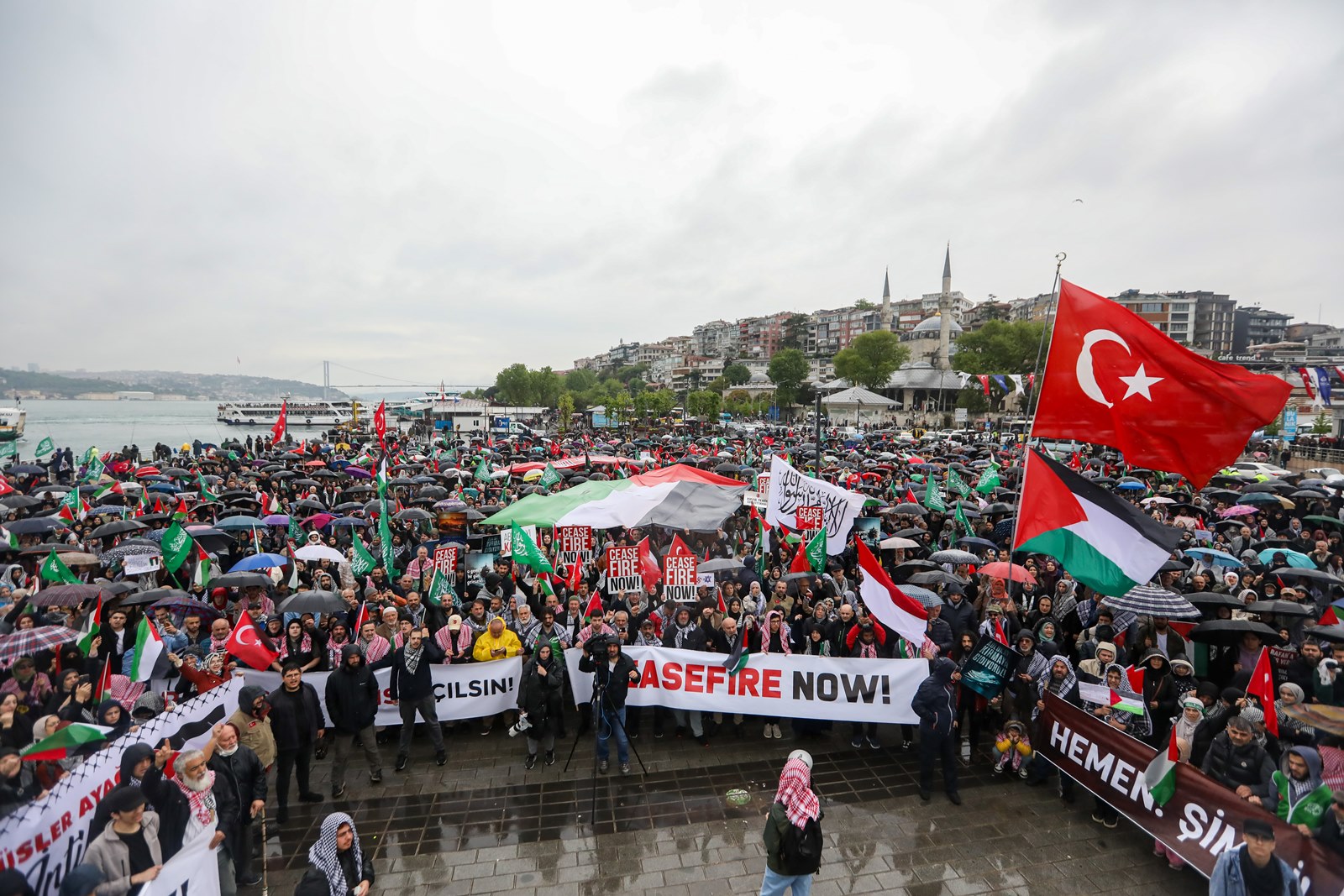 Tens of thousands participated in the March for Palestine in Üsküdar