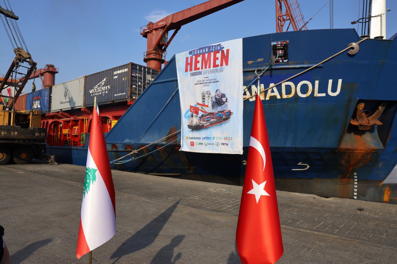 Humanitarian Aid Ship Arrives in Lebanon