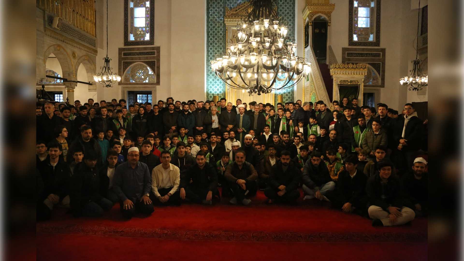 Genç İHH “Liseliler Sabah Namazında Buluşuyor” etkinliği düzenledi