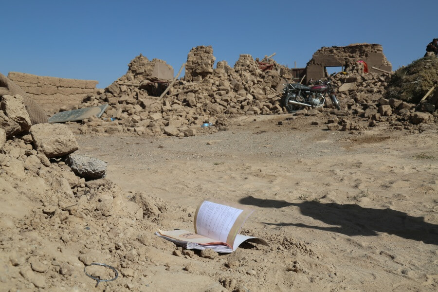 afganistan-deprem-2.jpg