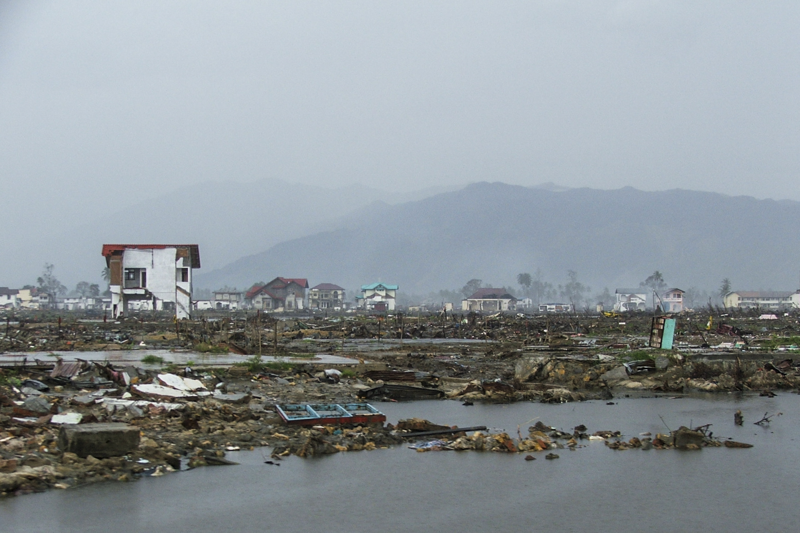 ace-tsunami-sonrasi-ocak-2005-34-2.jpg
